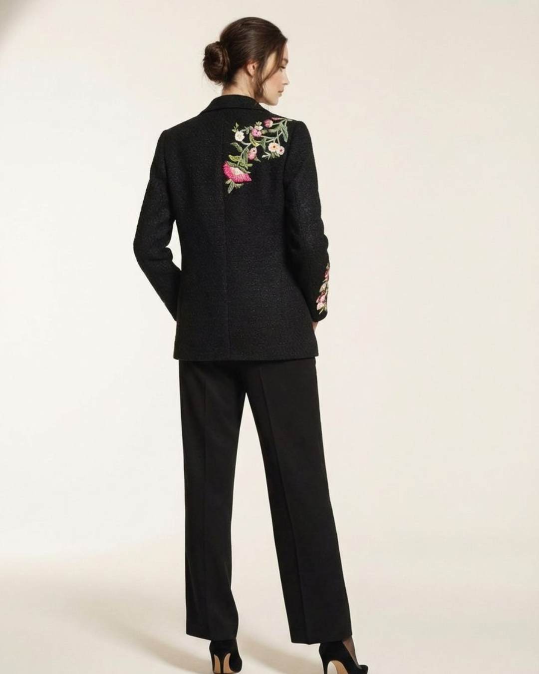 BLACK TWEED FLORAL JACKET