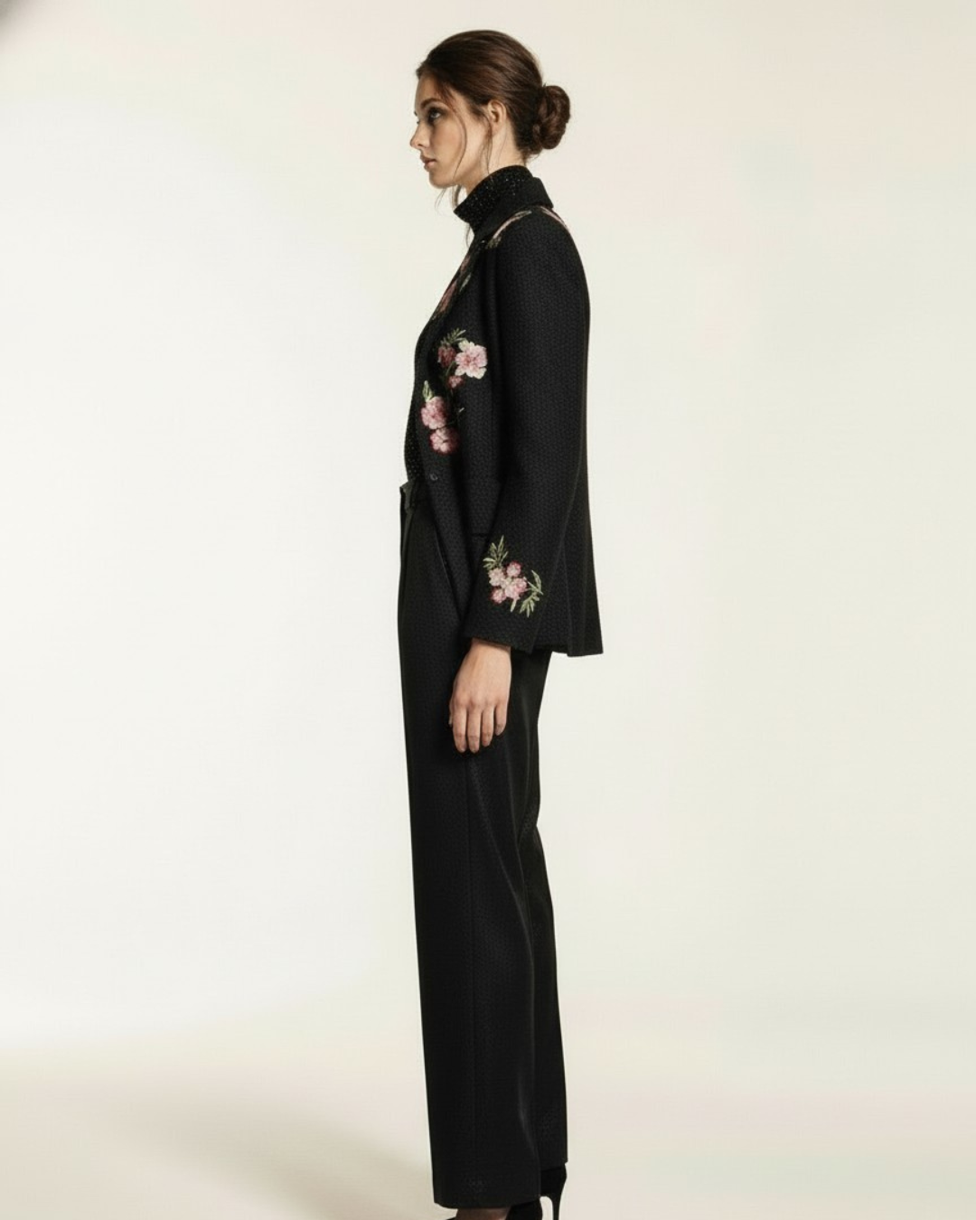 BLACK TWEED FLORAL JACKET